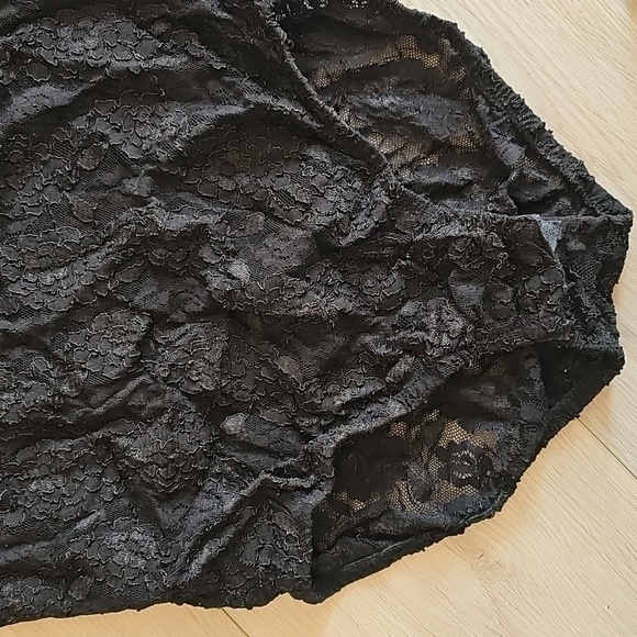 Vintage Jonden Romantic Goth Black Floral Lace Shortsleeve Bodysuit Small - Picture 3 of 16